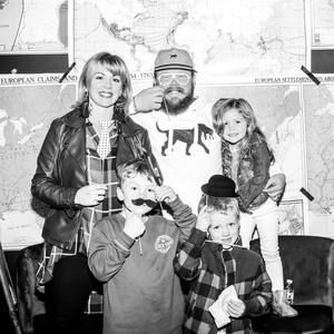 Meet your Posher, Travis